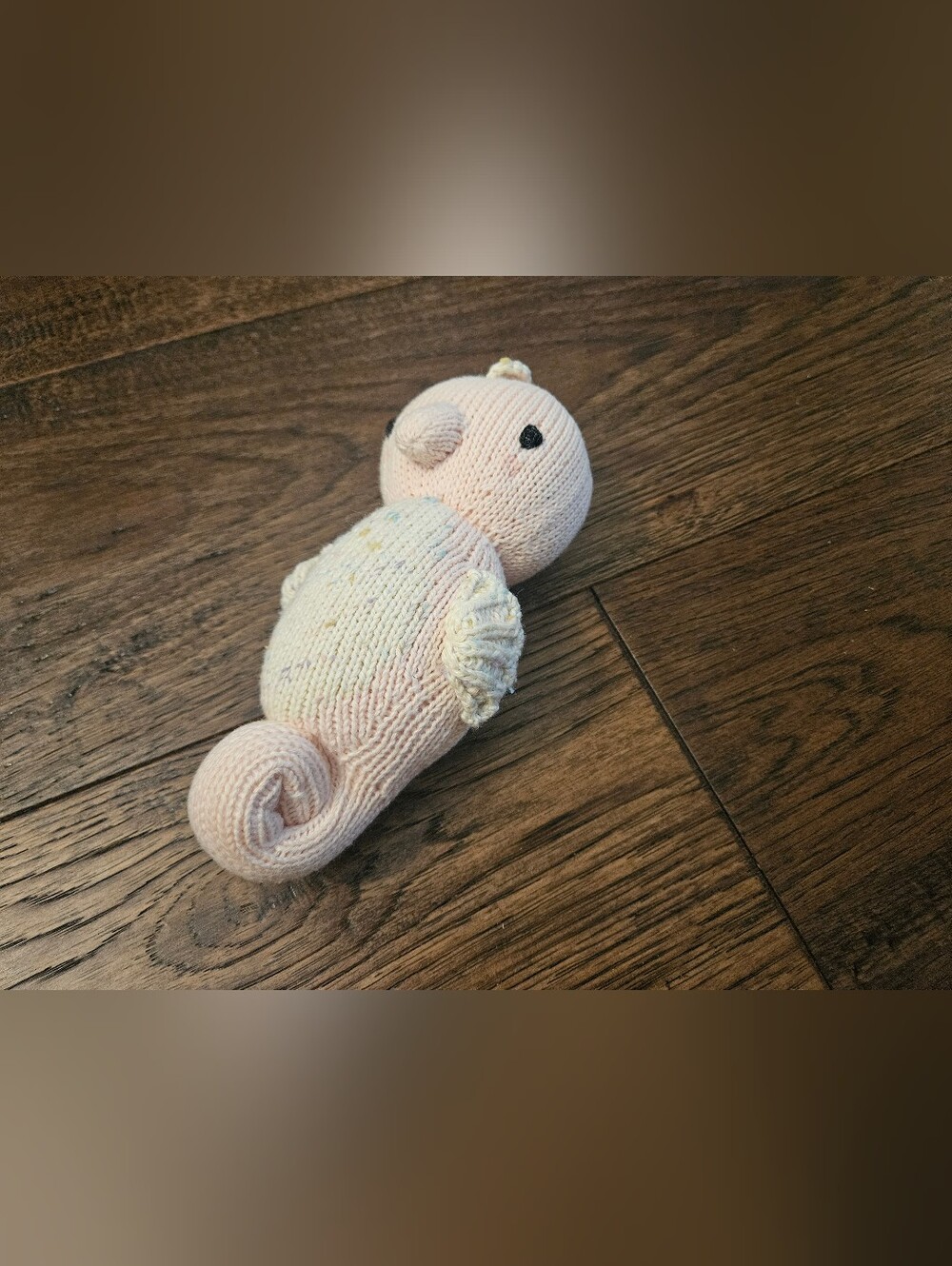Cuddle + Kind Baby Seahorse Powder Pink 7” Hand Knit Plush Doll Used Condition. 